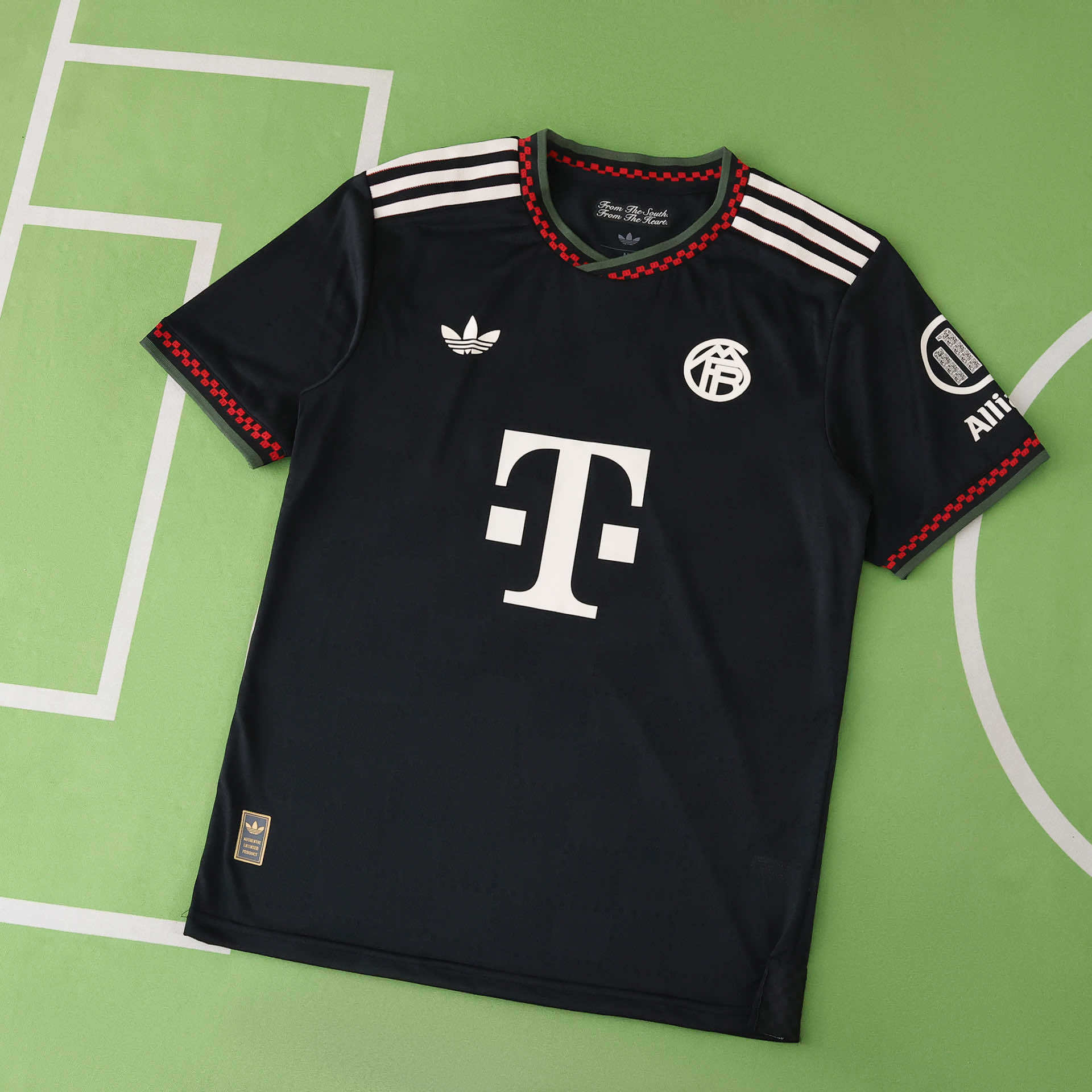 BAYERN THIRD 25-26